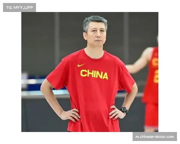 广州龙狮明确防守轮转次序 郭士强要求球员在换防后快速回位补防